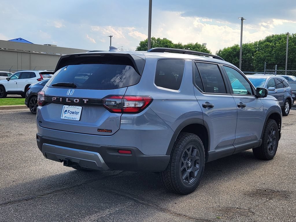 Used 2026 Honda Pilot TrailSport image 5