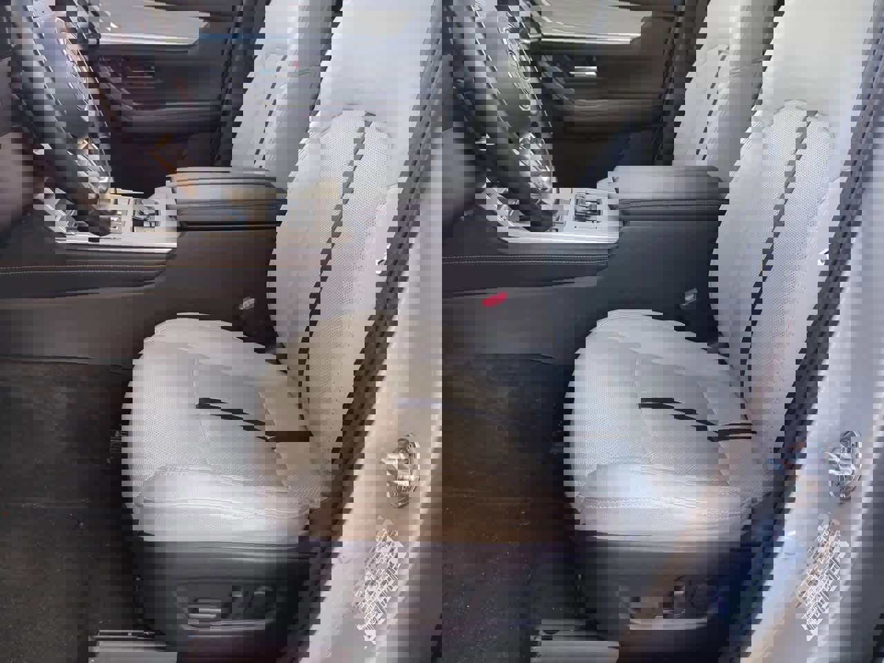 Used 2024 MAZDA CX-90 Plug-In Hybrid w/ Preferred image 15