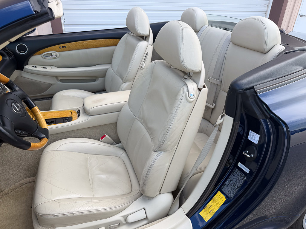 Used 2003 Lexus SC 430 Convertible RWD image 12