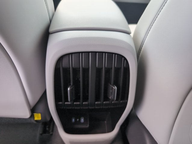 New 2026 Hyundai Kona SEL Premium FWD image 17