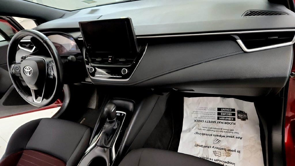 Certified 2024 Toyota Corolla SE FWD image 16