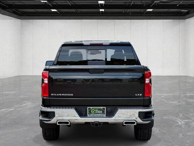 Used 2019 Chevrolet Silverado 1500 LTZ w/ LTZ Premium Package AWD/4WD image 4