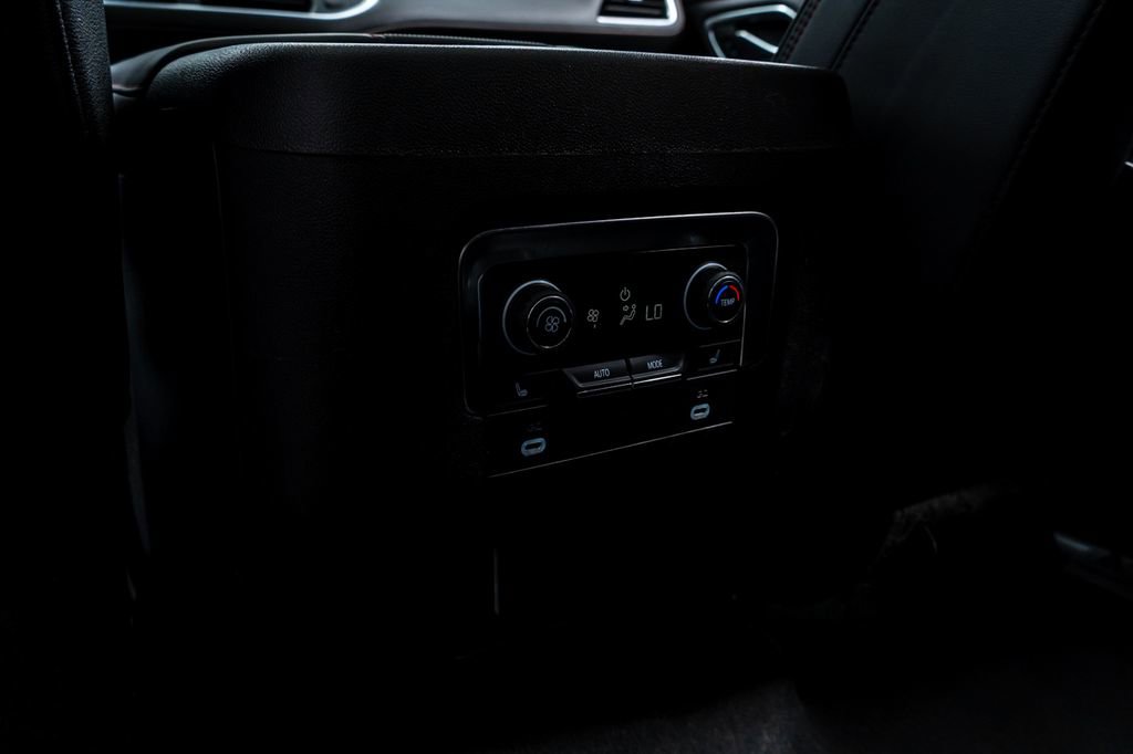 Used 2022 Chevrolet Tahoe RST w/ Luxury Package image 28