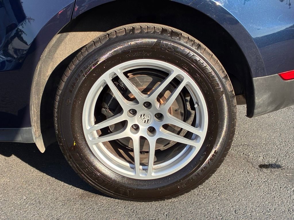 Used 2019 Porsche Macan AWD/4WD image 48