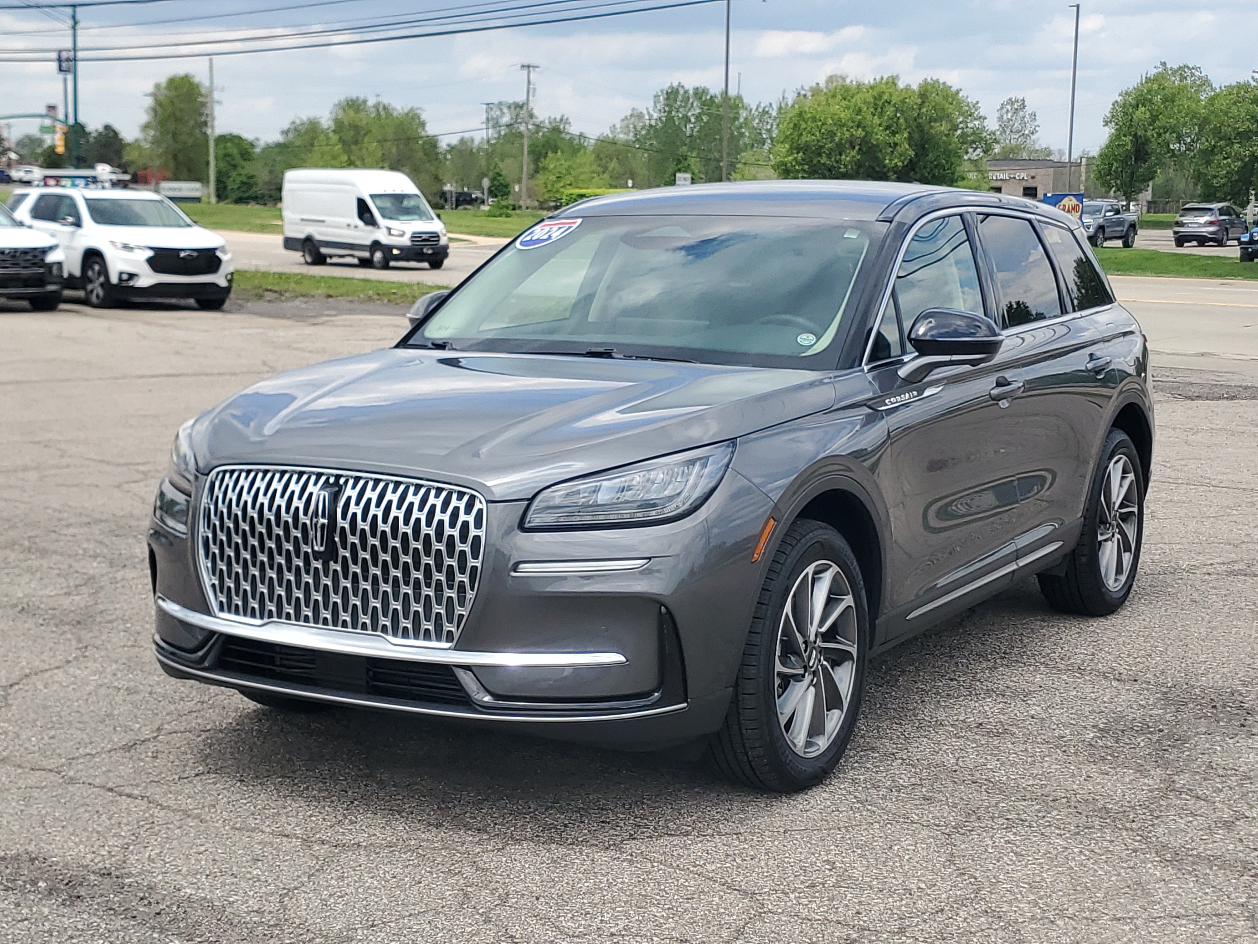 Certified 2024 Lincoln Corsair AWD w/ Equipment Group 101A image 3