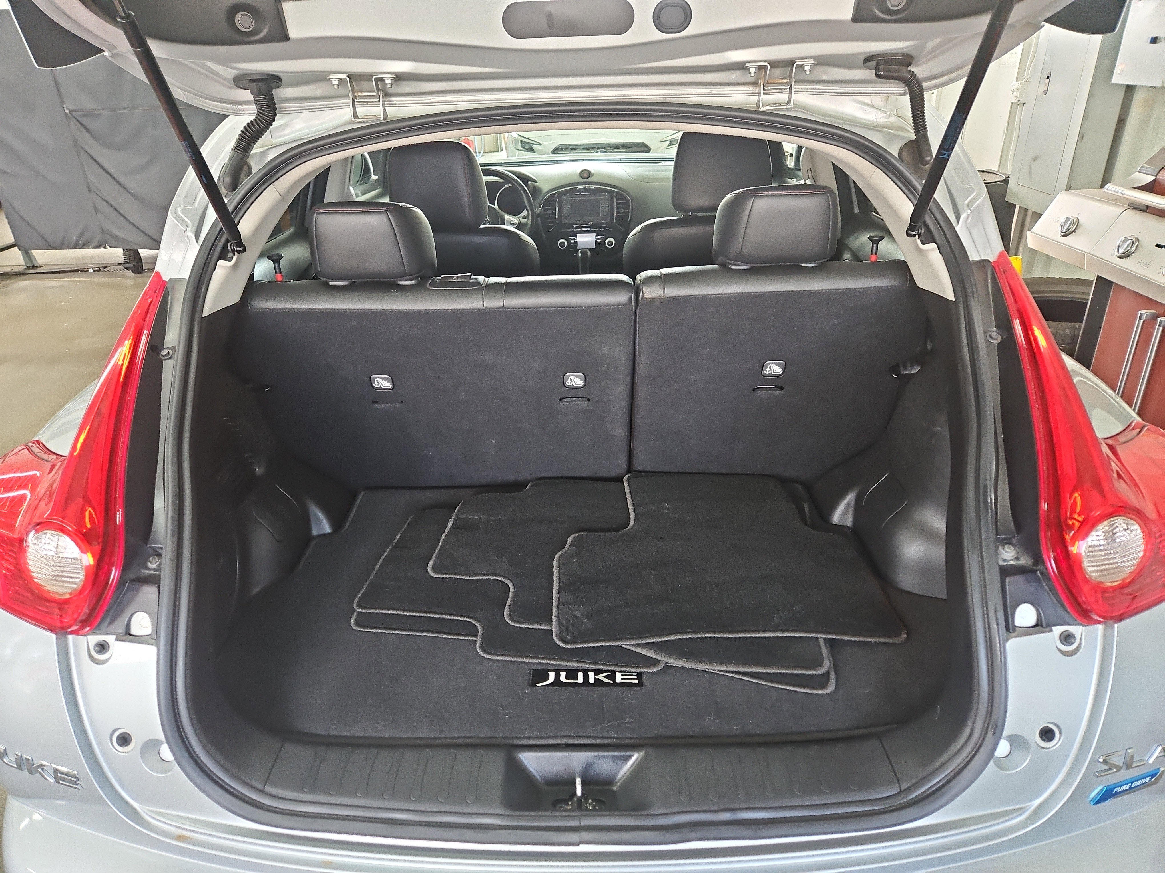 Used 2013 Nissan Juke SL image 13