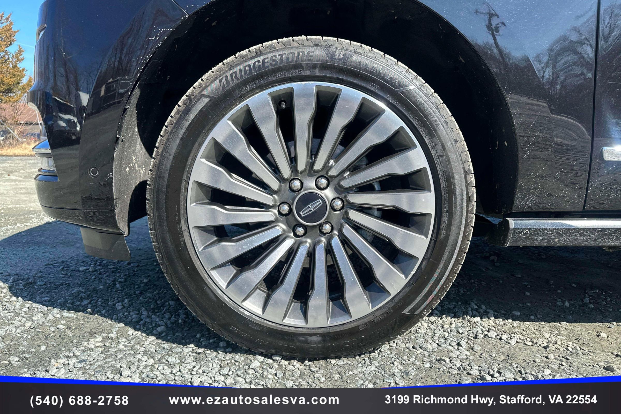 Used 2019 Lincoln Navigator Reserve AWD/4WD image 10