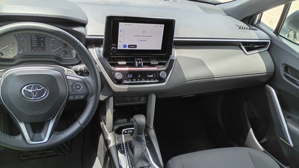 Used 2024 Toyota Corolla Cross AWD Hybrid image 31