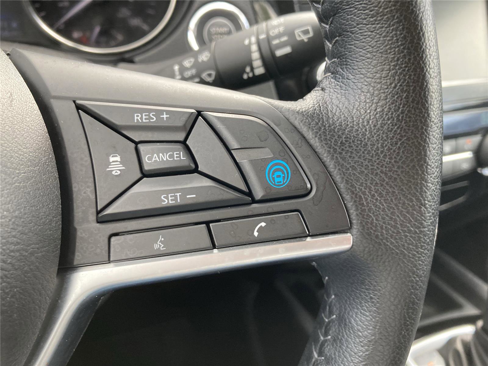 Used 2022 Nissan Rogue Sport SL image 24