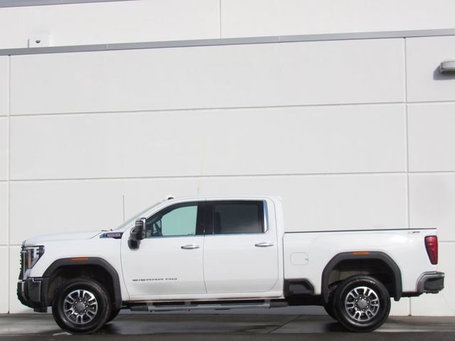 Used 2025 GMC Sierra 2500 SLT w/ SLT Premium Package AWD/4WD image 4