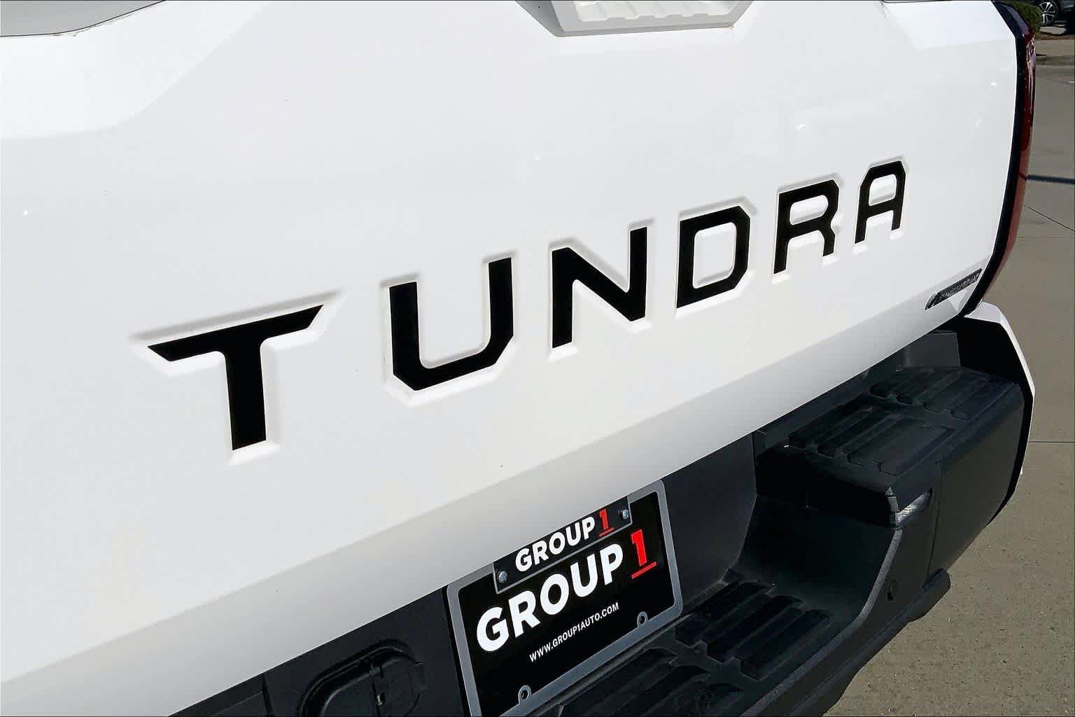 Used 2026 Toyota Tundra Limited AWD/4WD image 33