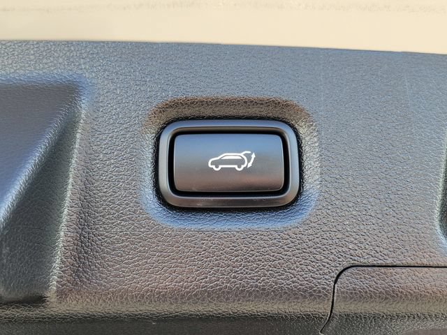 Used 2023 Hyundai Santa Fe Limited AWD/4WD image 32
