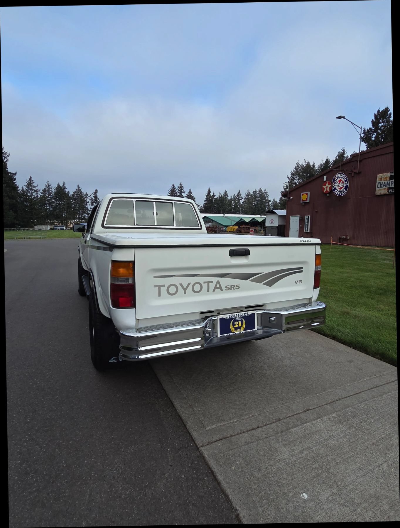 Used 1992 Toyota Pickup SR5 AWD/4WD image 5