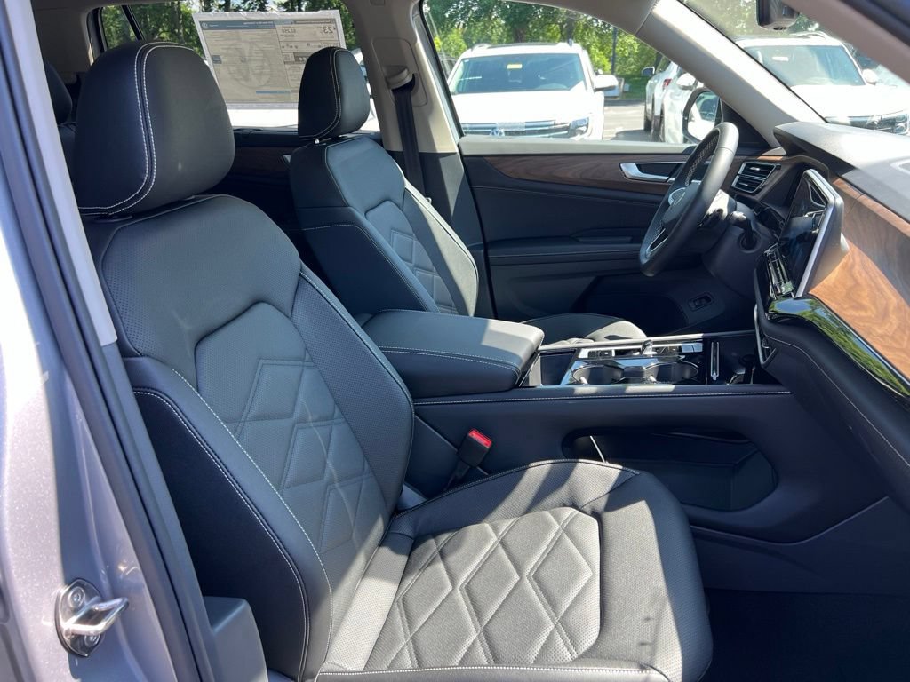 New 2026 Volkswagen Atlas SE FWD image 24