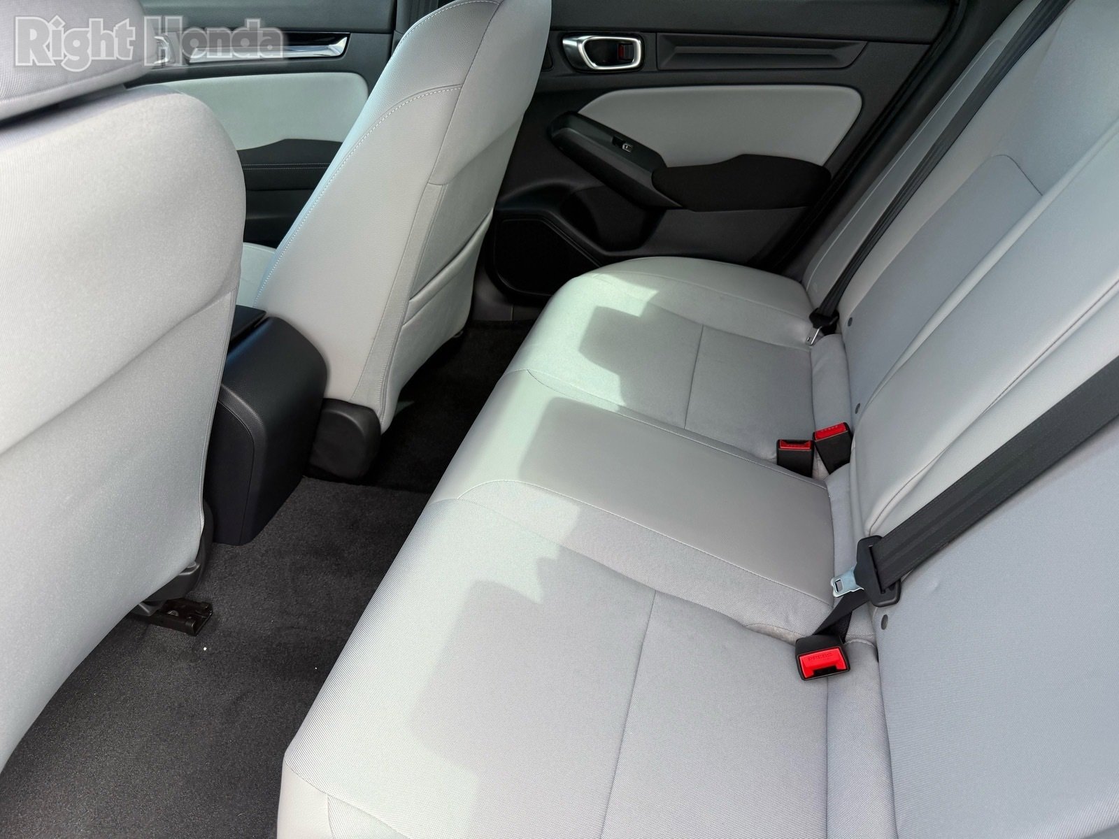 Used 2025 Honda Civic Sport image 25