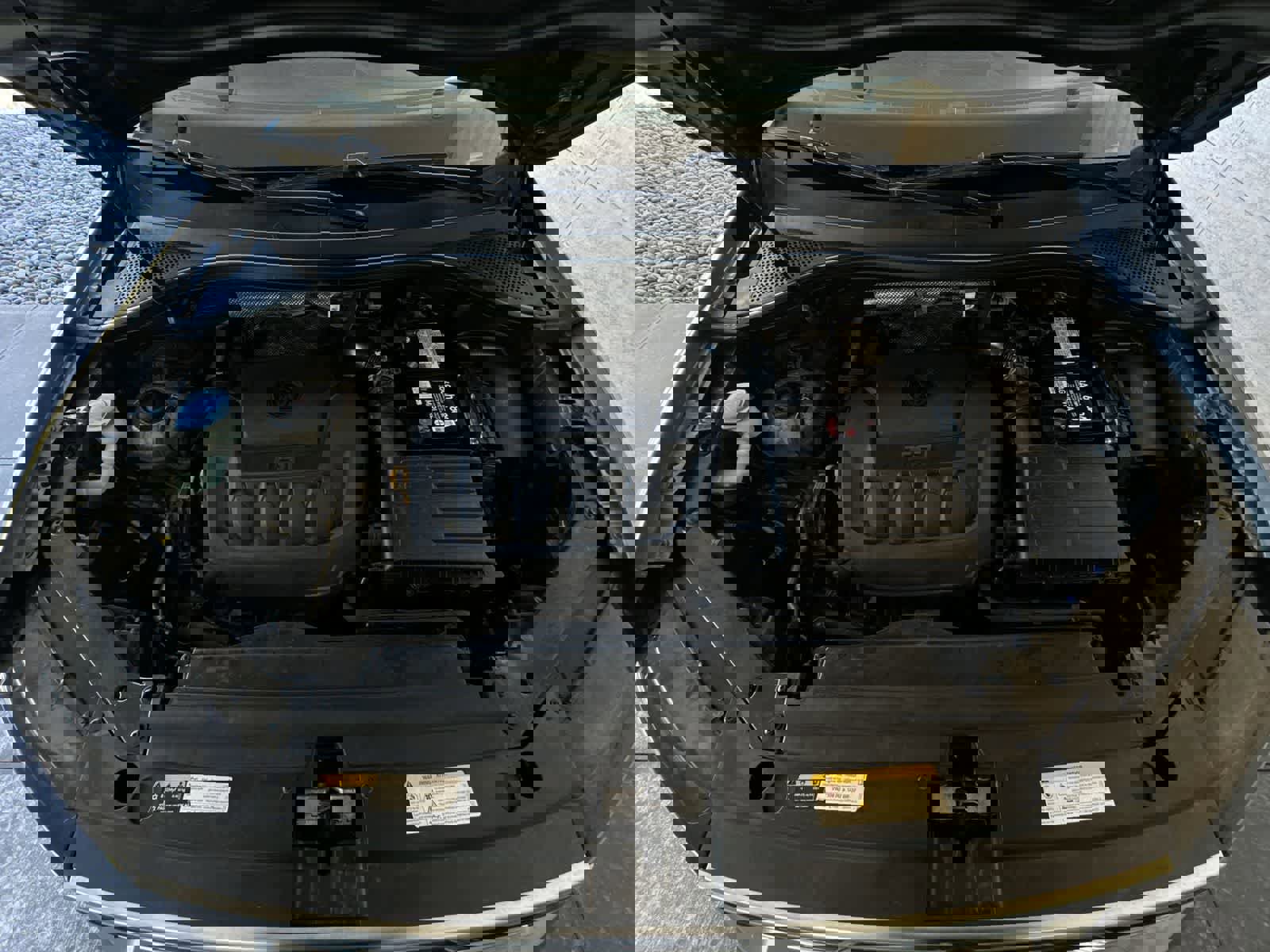 Used 2021 Volkswagen Tiguan SE R-Line w/ 2-Row Tiguan MDO Package image 15