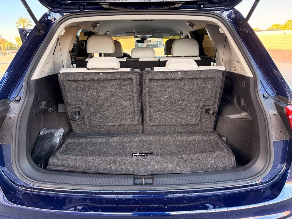 Used 2023 Volkswagen Tiguan SE FWD image 17