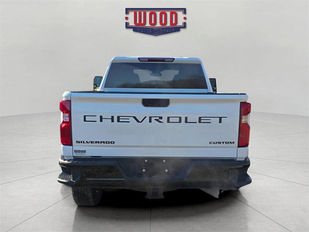 Used 2025 Chevrolet Silverado 2500 Custom w/ Custom Value Package image 3