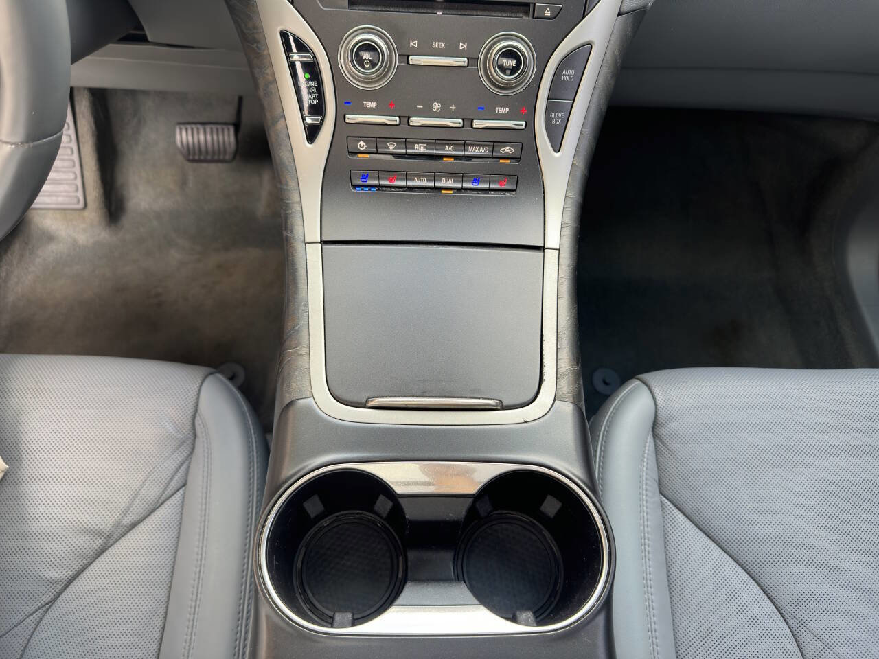 Used 2019 Lincoln Nautilus Reserve image 32