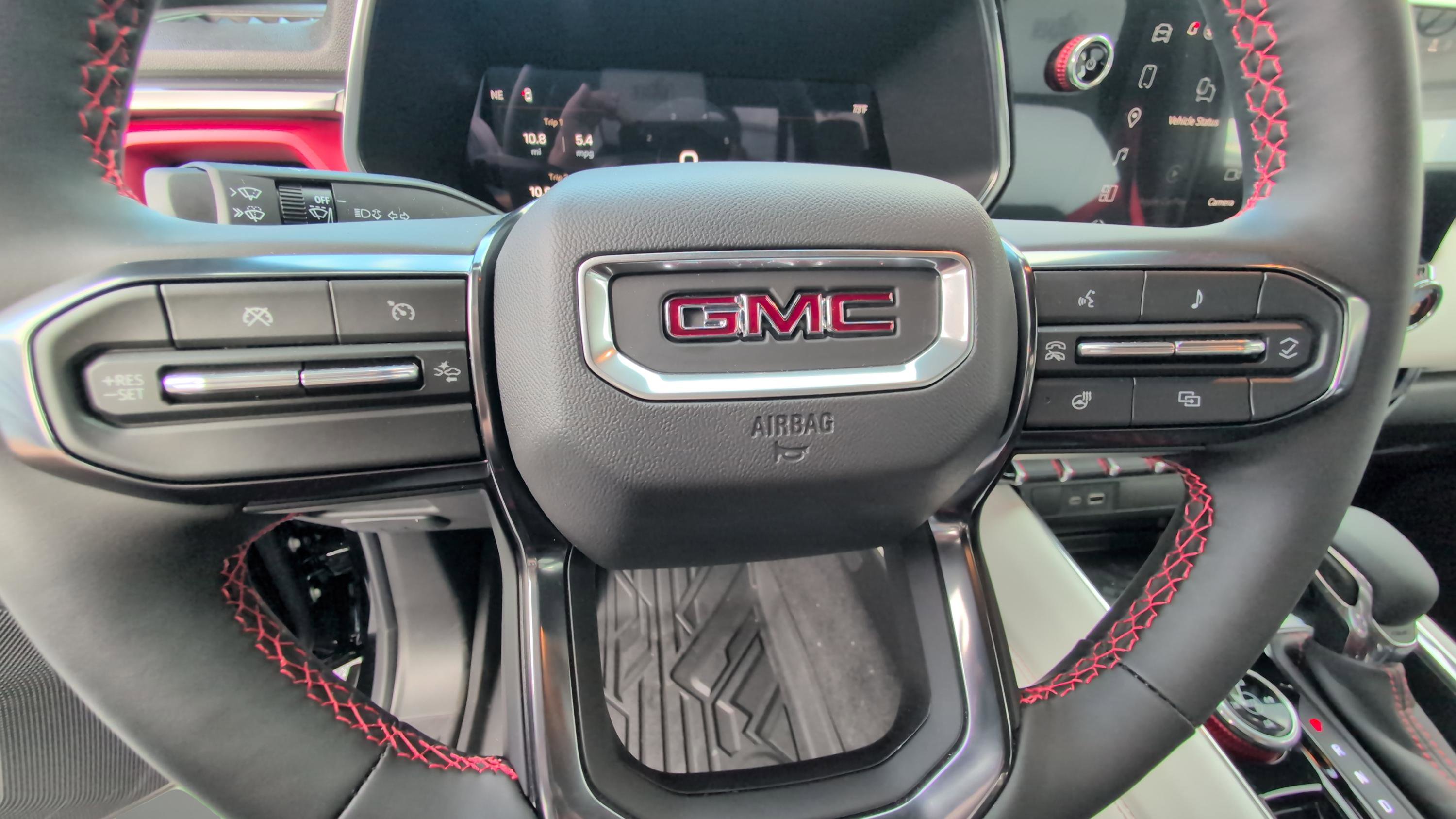 New 2026 GMC Canyon AT4X w/ AT4X AEV Edition image 24