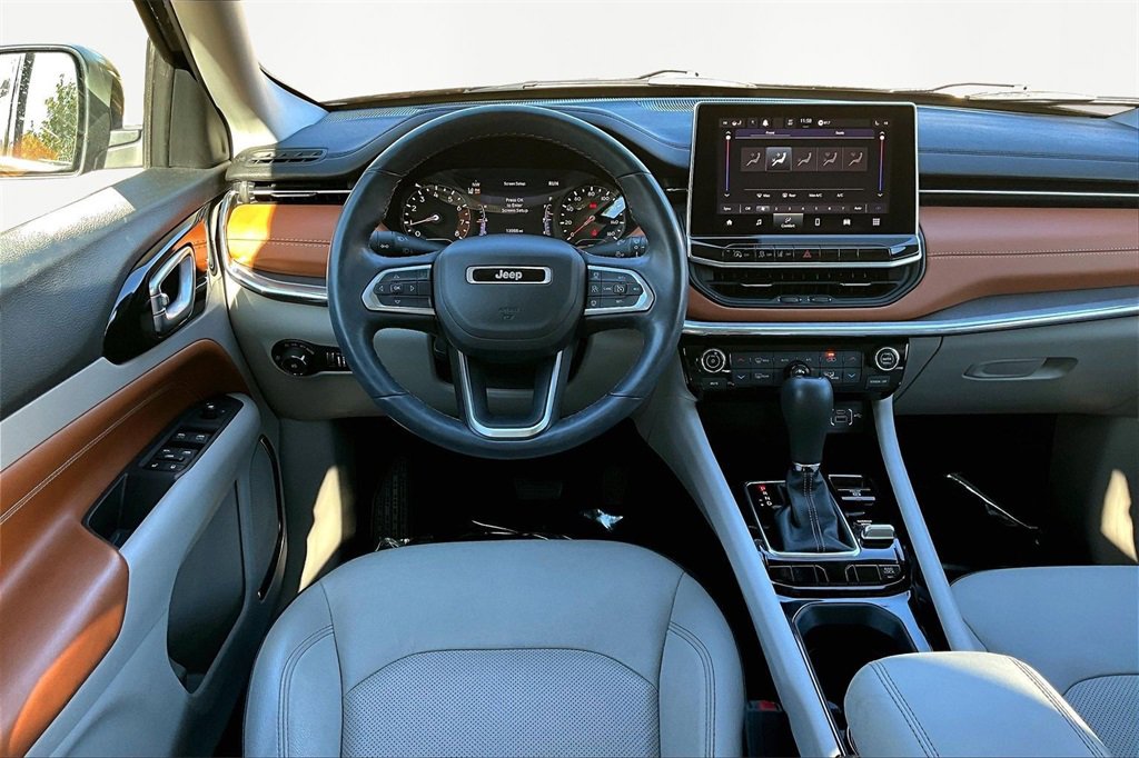 Used 2022 Jeep Compass Limited image 5