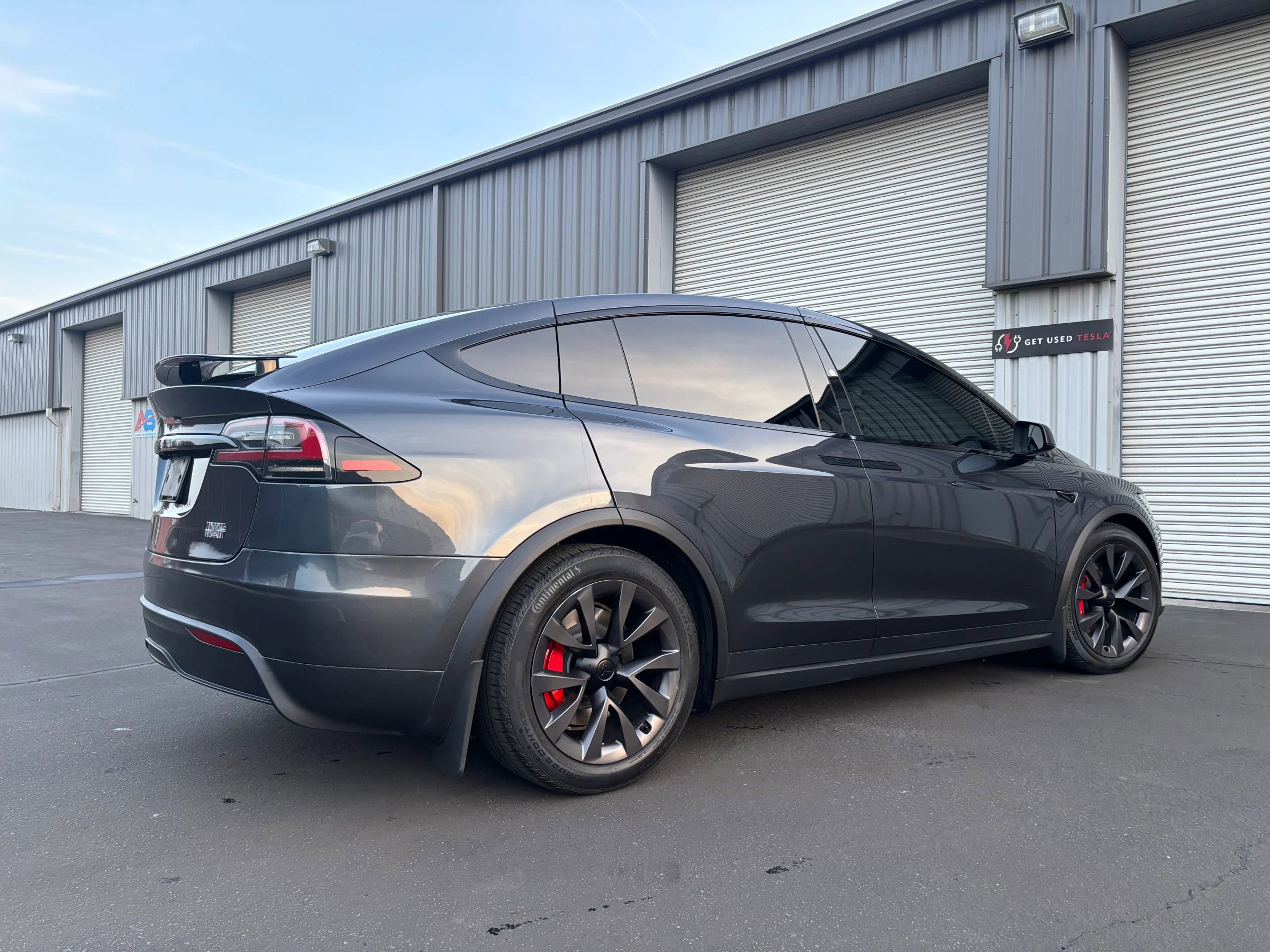 Used 2024 Tesla Model X Plaid image 9