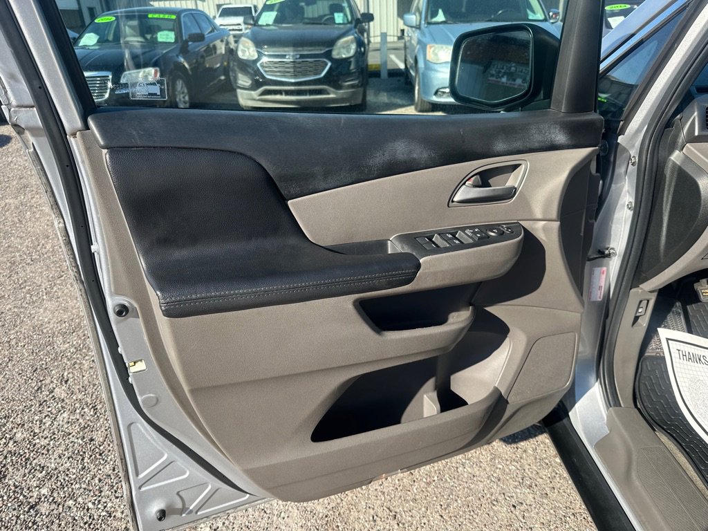 Used 2012 Honda Odyssey LX image 11