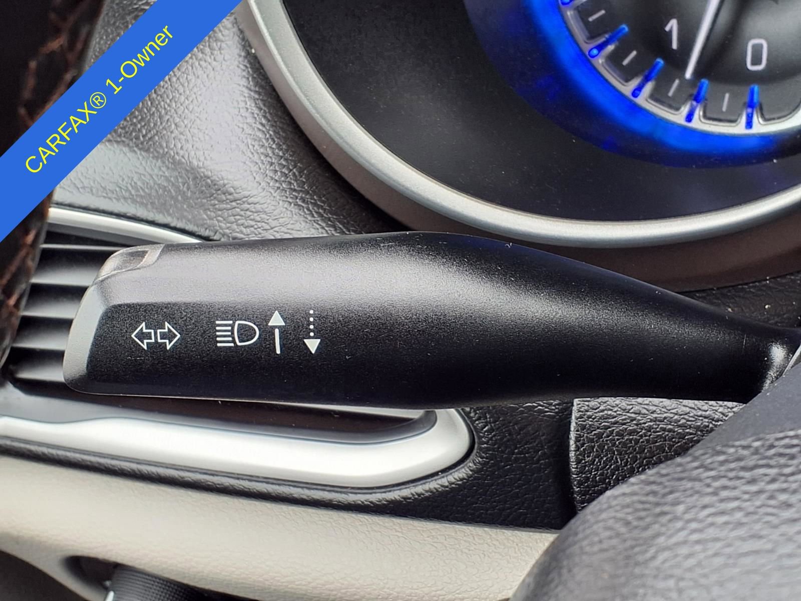 Used 2018 Chrysler Pacifica Touring-L FWD image 20