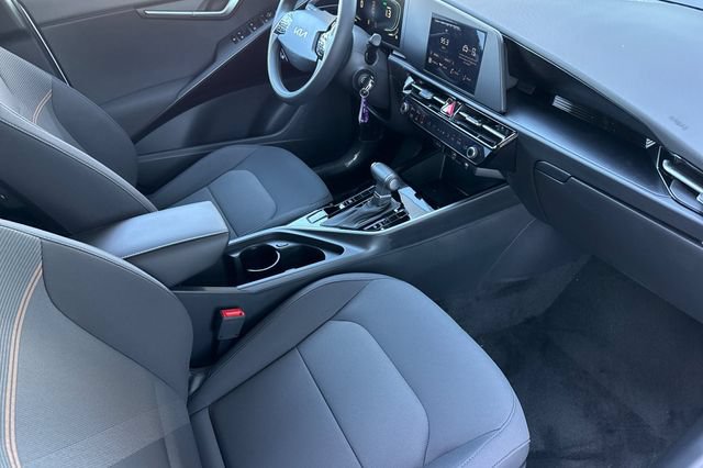New 2026 Kia Niro LX FWD image 18