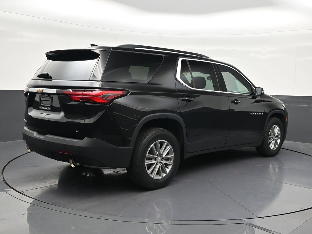 Used 2023 Chevrolet Traverse LT FWD image 5