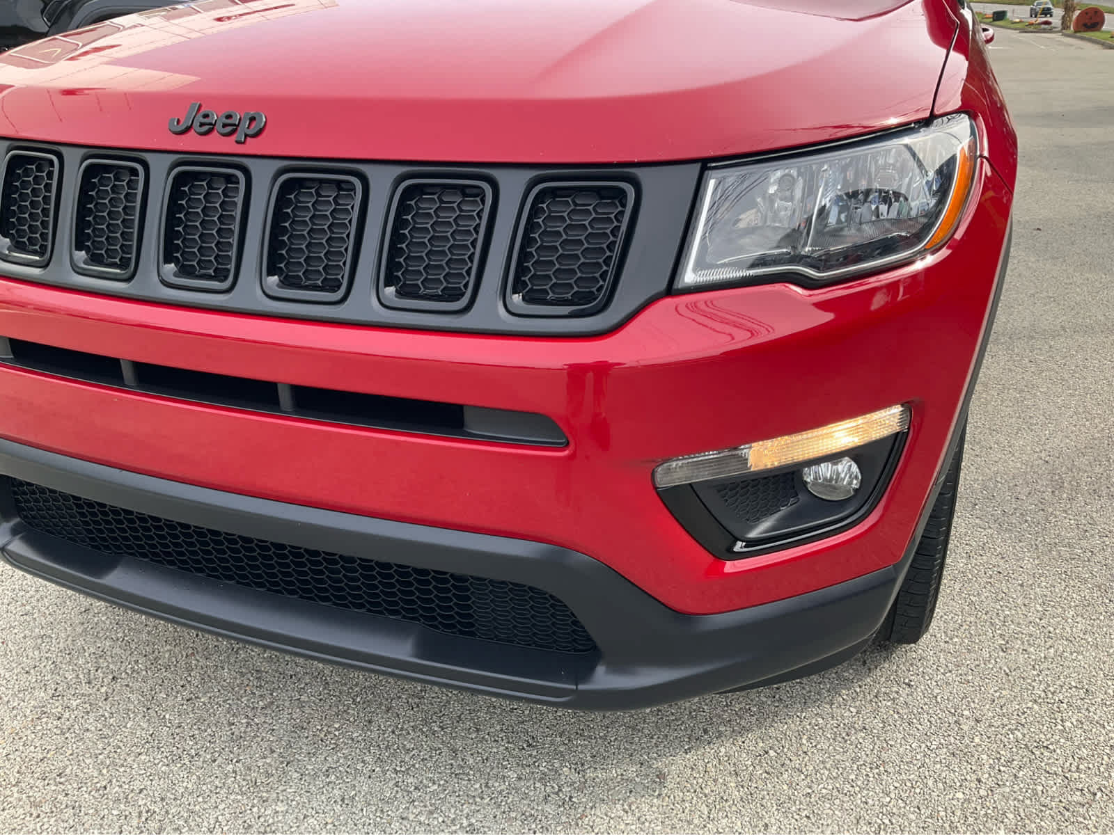 Used 2020 Jeep Compass Latitude AWD/4WD image 22