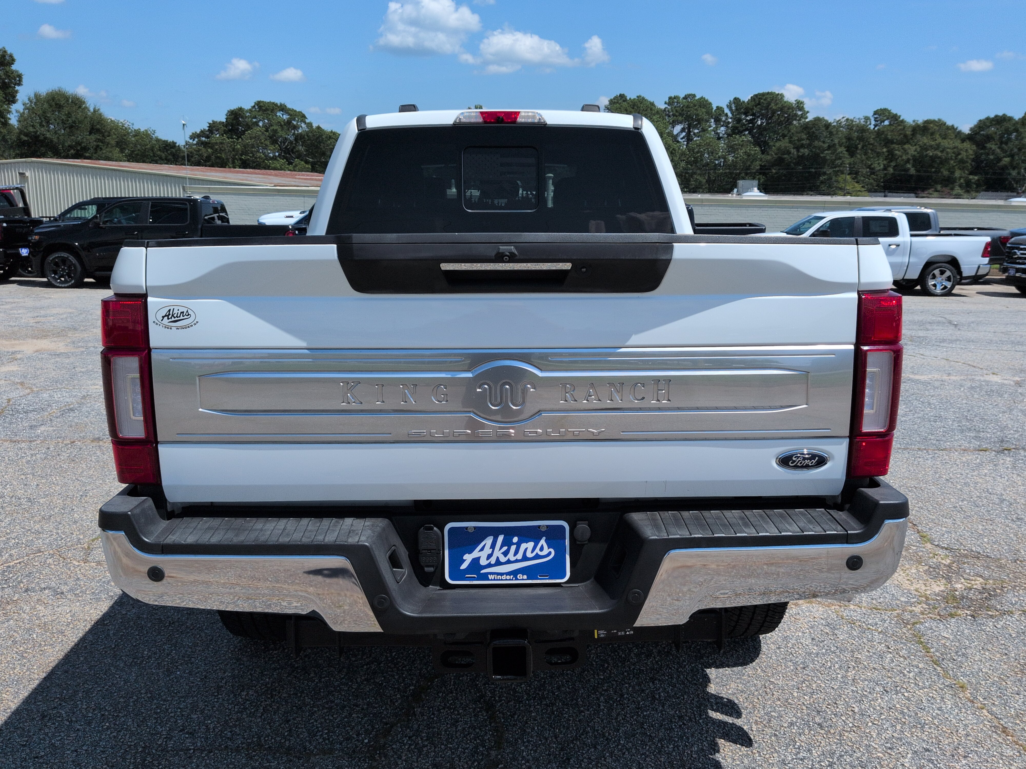 Used 2022 Ford F350 King Ranch w/ King Ranch Ultimate Package AWD/4WD image 4