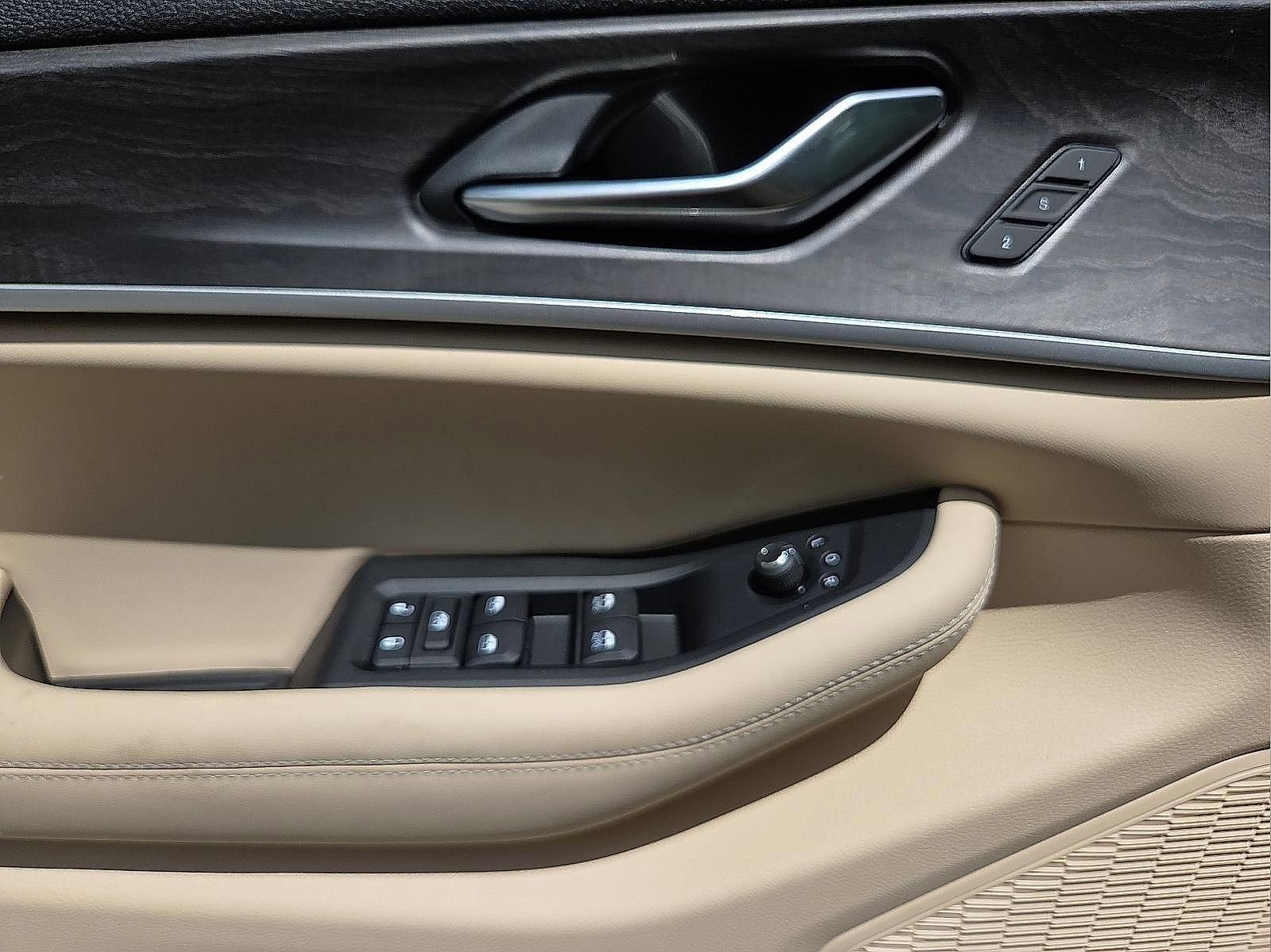 New 2025 Jeep Grand Cherokee L Limited w/ Luxury Tech Group II image 11