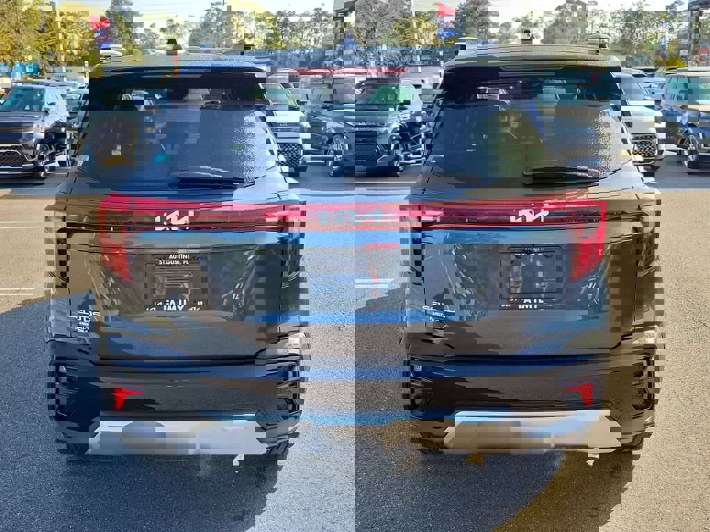 New 2026 Kia Seltos S image 5