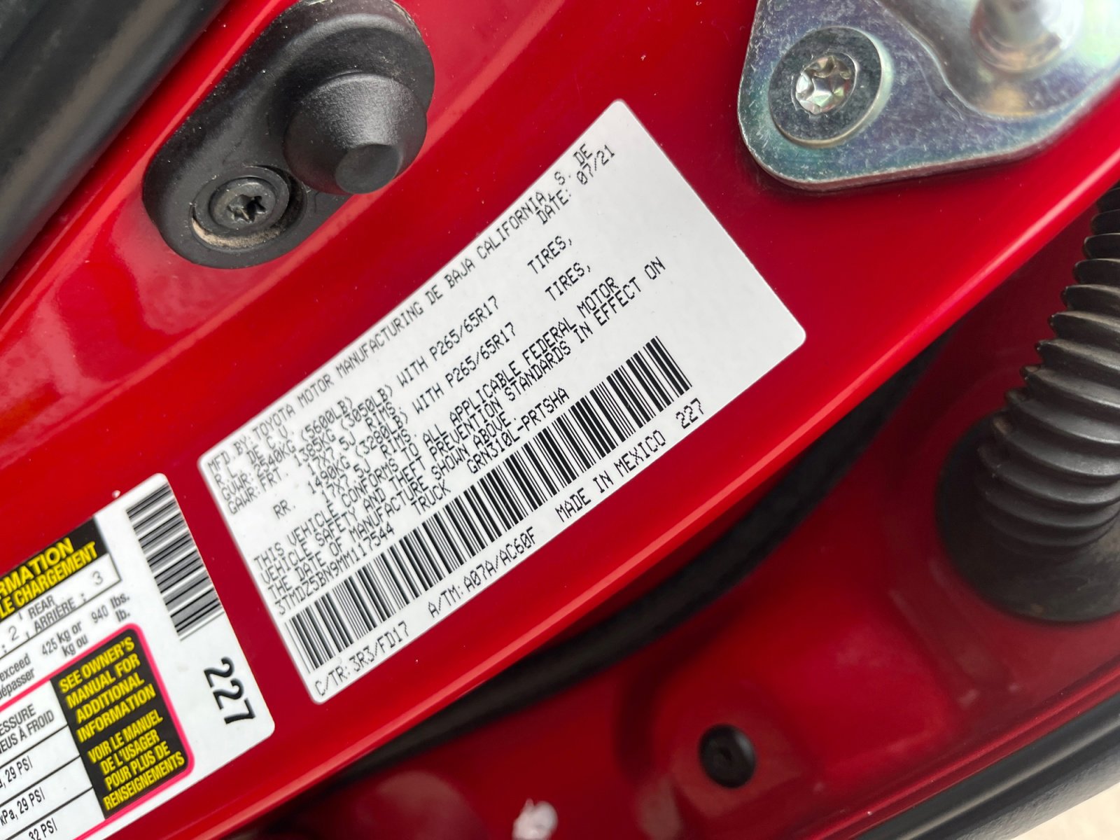 Used 2021 Toyota Tacoma TRD Sport AWD/4WD image 26