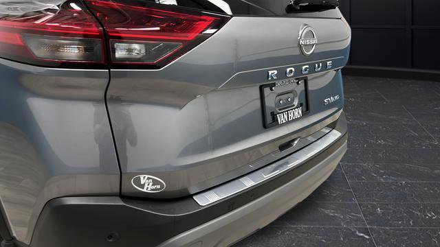 Used 2023 Nissan Rogue SV image 32