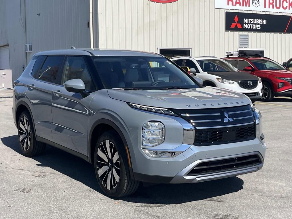 New 2026 Mitsubishi Outlander SE FWD image 6