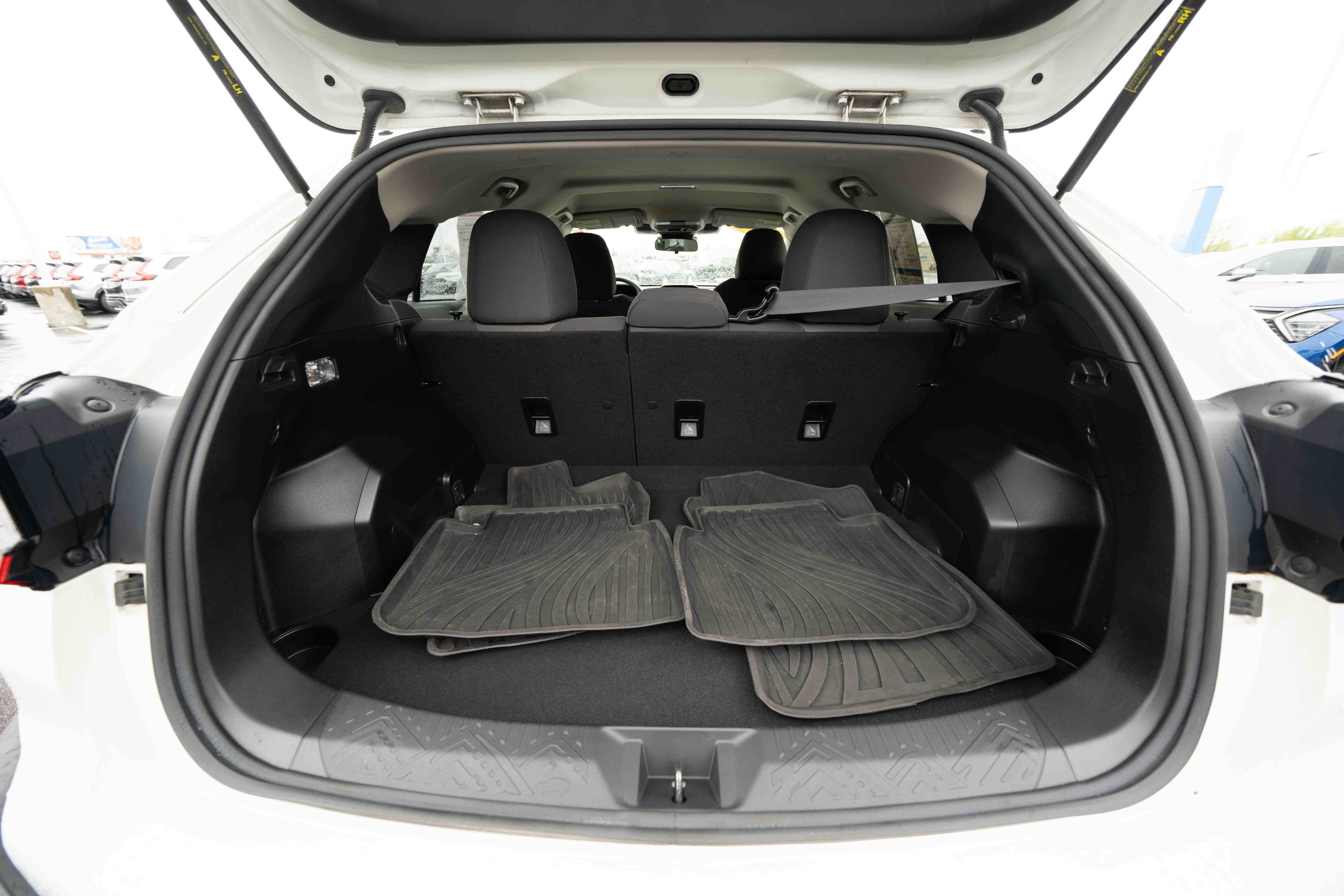 Used 2024 Subaru Crosstrek 2.0i AWD/4WD image 28