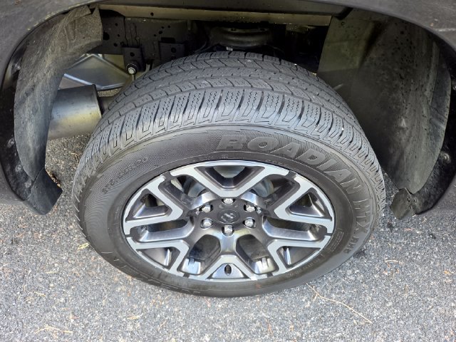 Used 2026 RAM 1500 Laramie AWD/4WD image 36