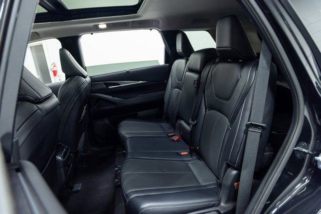 Used 2023 INFINITI QX60 Luxe w/ Cargo Package image 24