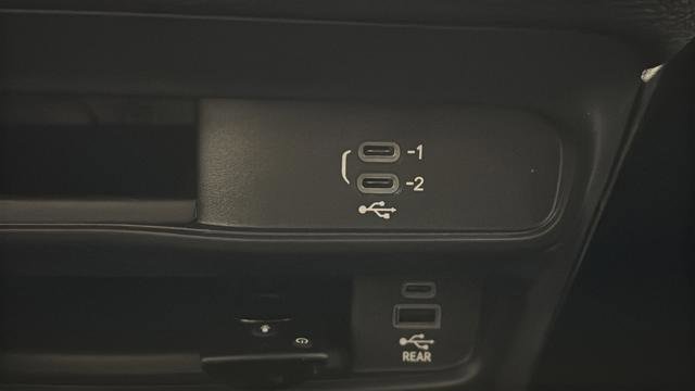 New 2026 Chrysler Pacifica Select image 36