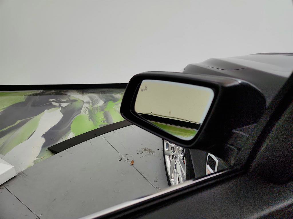 Used 2015 Chevrolet SS RWD image 16