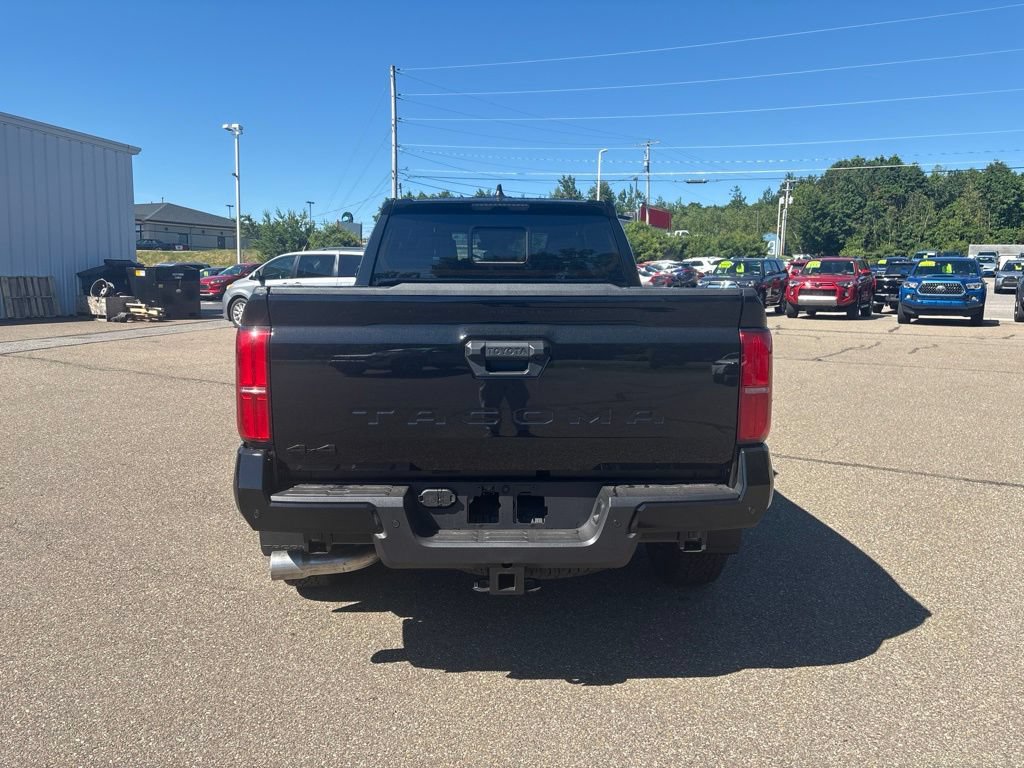 Certified 2026 Toyota Tacoma TRD Off-Road w/ TRD Off Road Upgrade Package AWD/4WD image 6