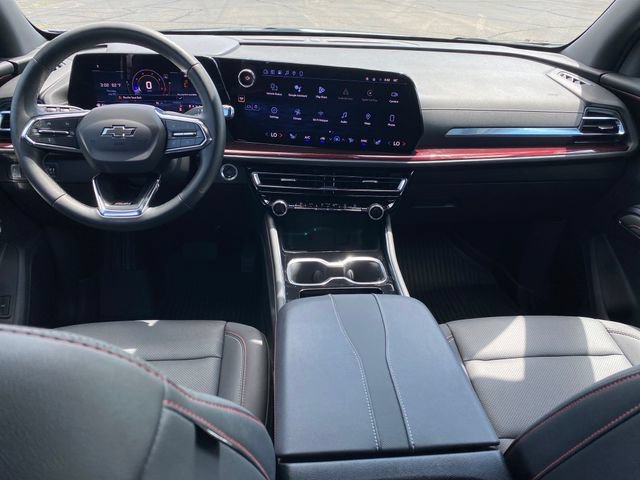Used 2024 Chevrolet Traverse Z71 w/ LPO, Floor Liner Package AWD/4WD image 5