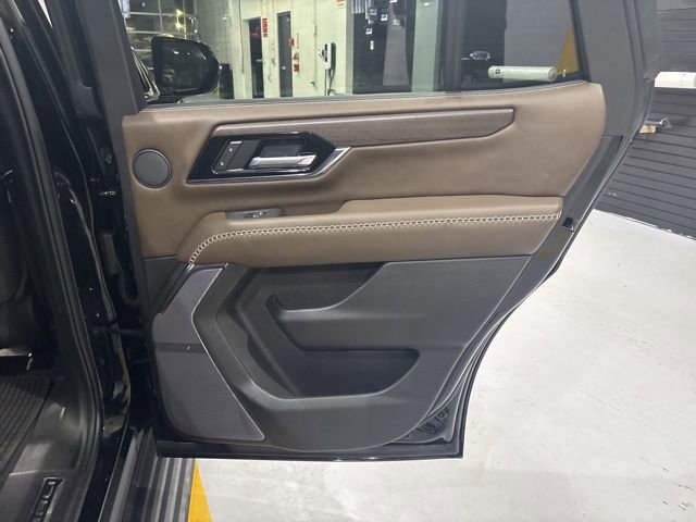 Used 2025 GMC Yukon Denali Ultimate image 27