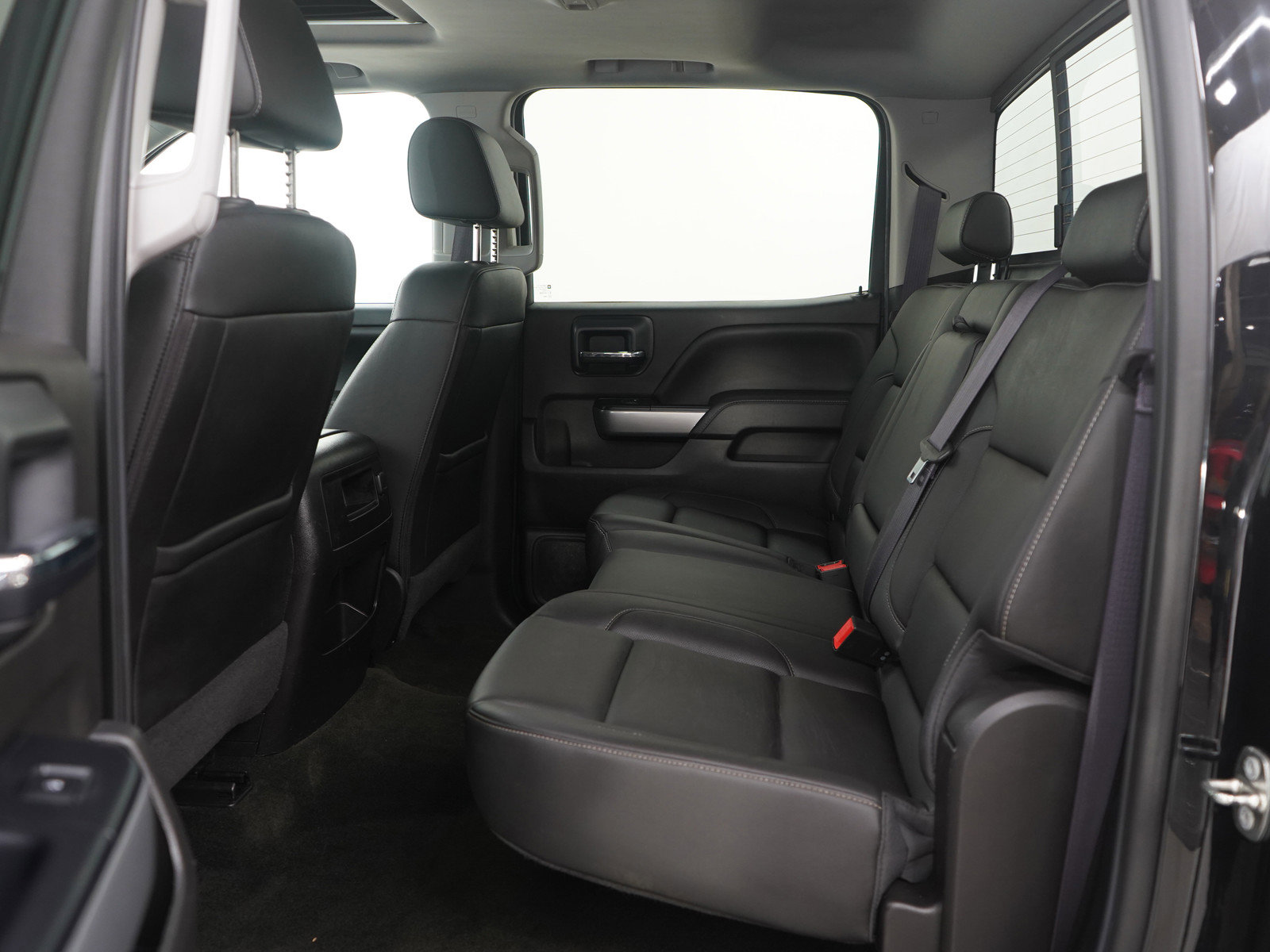 Used 2016 Chevrolet Silverado 1500 LTZ Z71 w/ LTZ Plus Package image 18