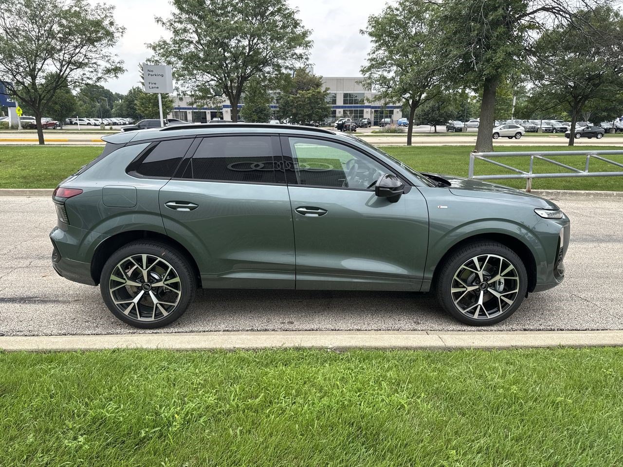 New 2026 Audi Q3 quattro 2.0T AWD/4WD image 37