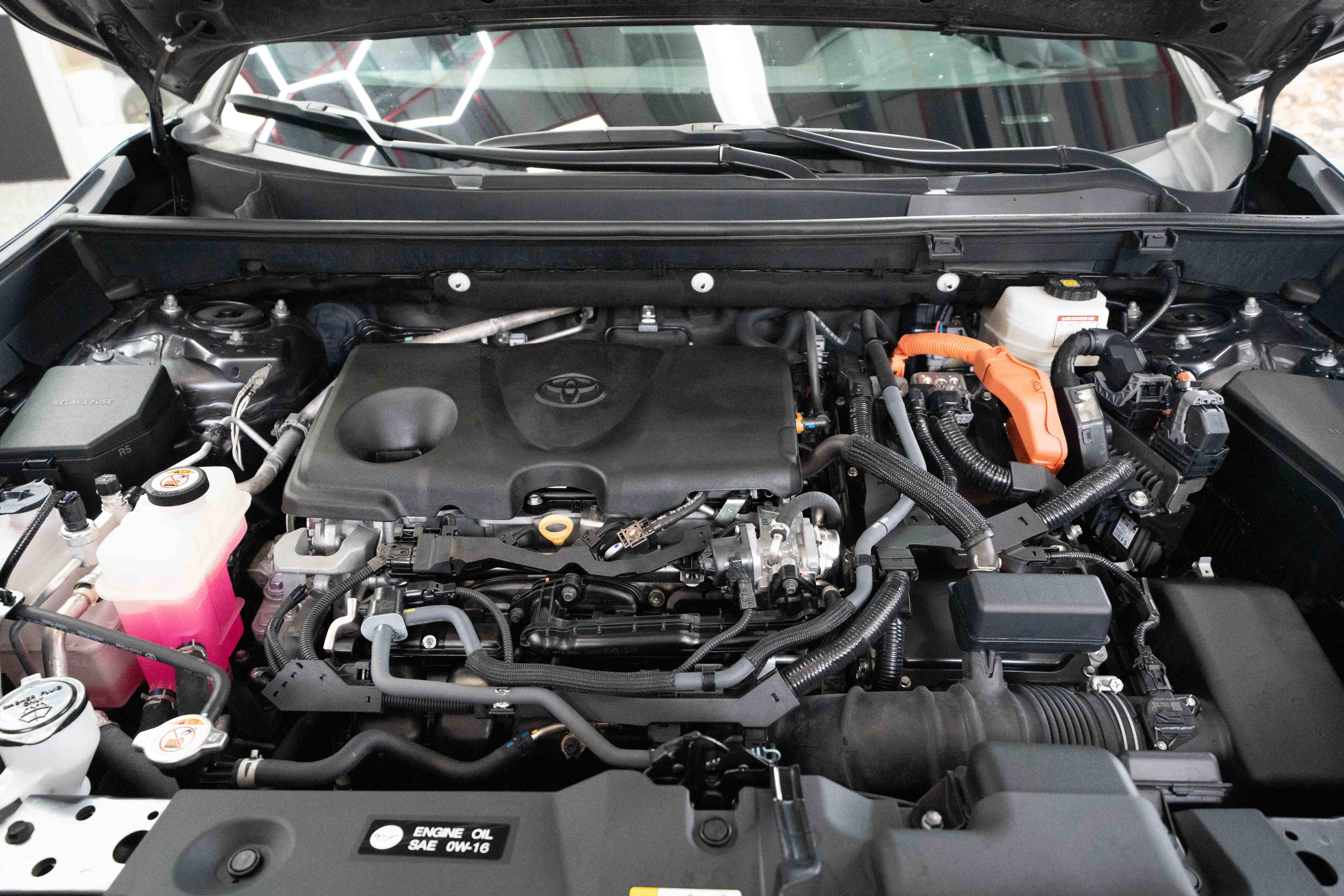 Used 2023 Toyota RAV4 SE image 31