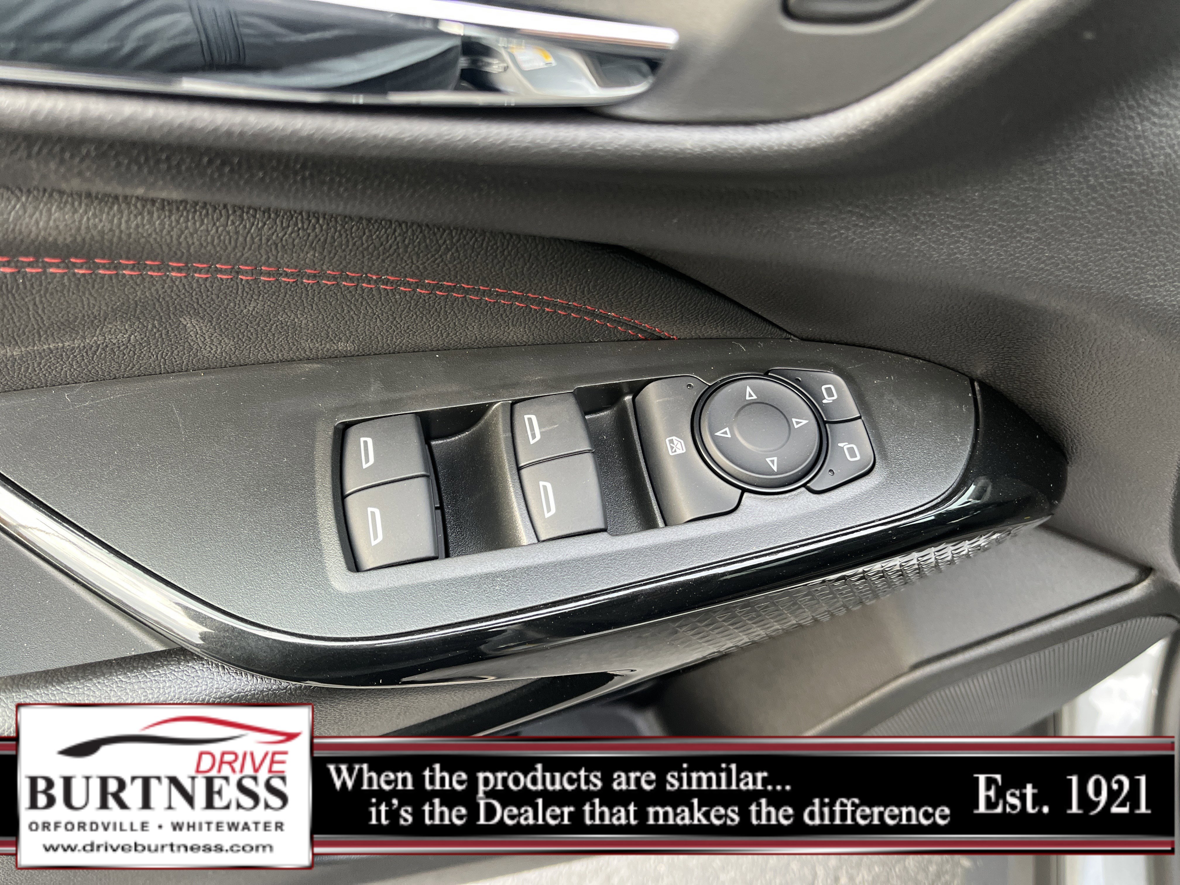 New 2026 Chevrolet Trax RS w/ Driver Confidence Package image 9