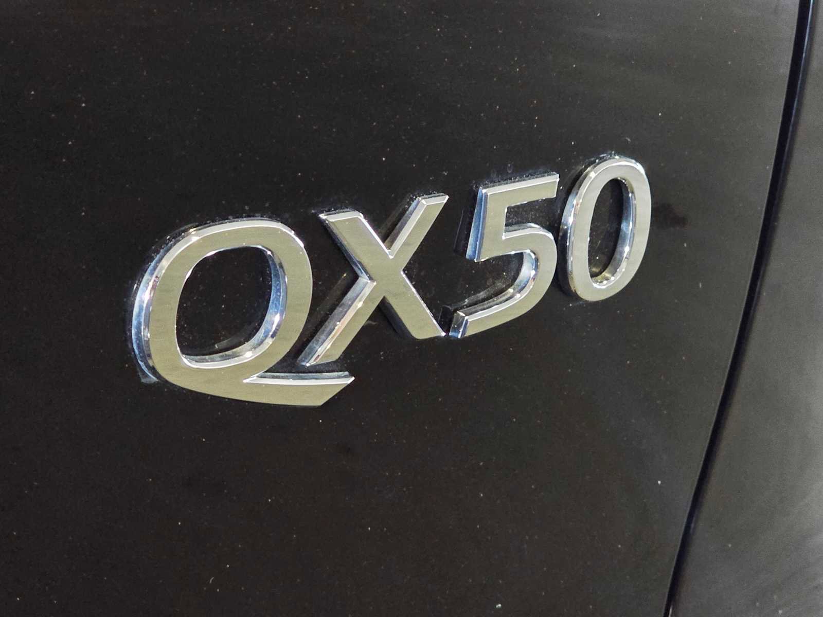 Used 2020 INFINITI QX50 Luxe image 26